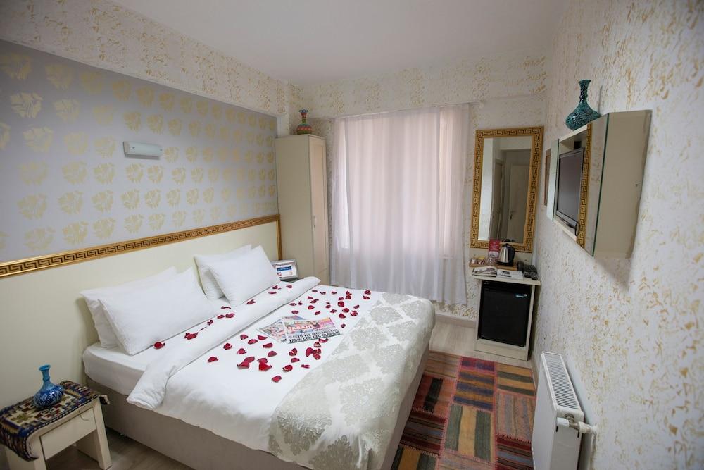 Grand Istanbul Airport Hotel Esterno foto